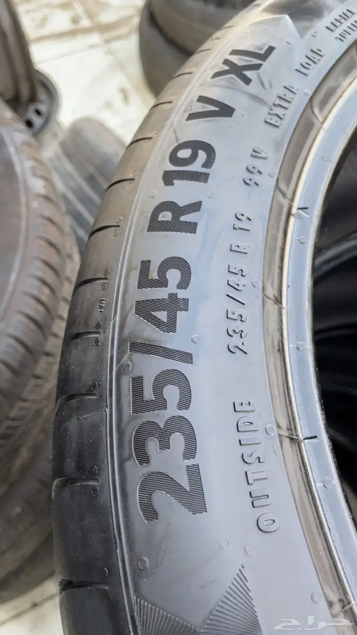 235 45 19 طقم كفرات كونتيننتال نضيف 2