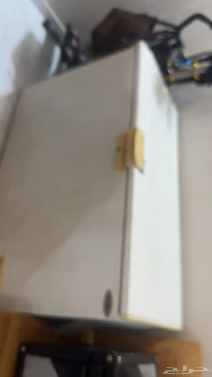 ثلاجة فريزر كبيرة بحالة ممتازة 2