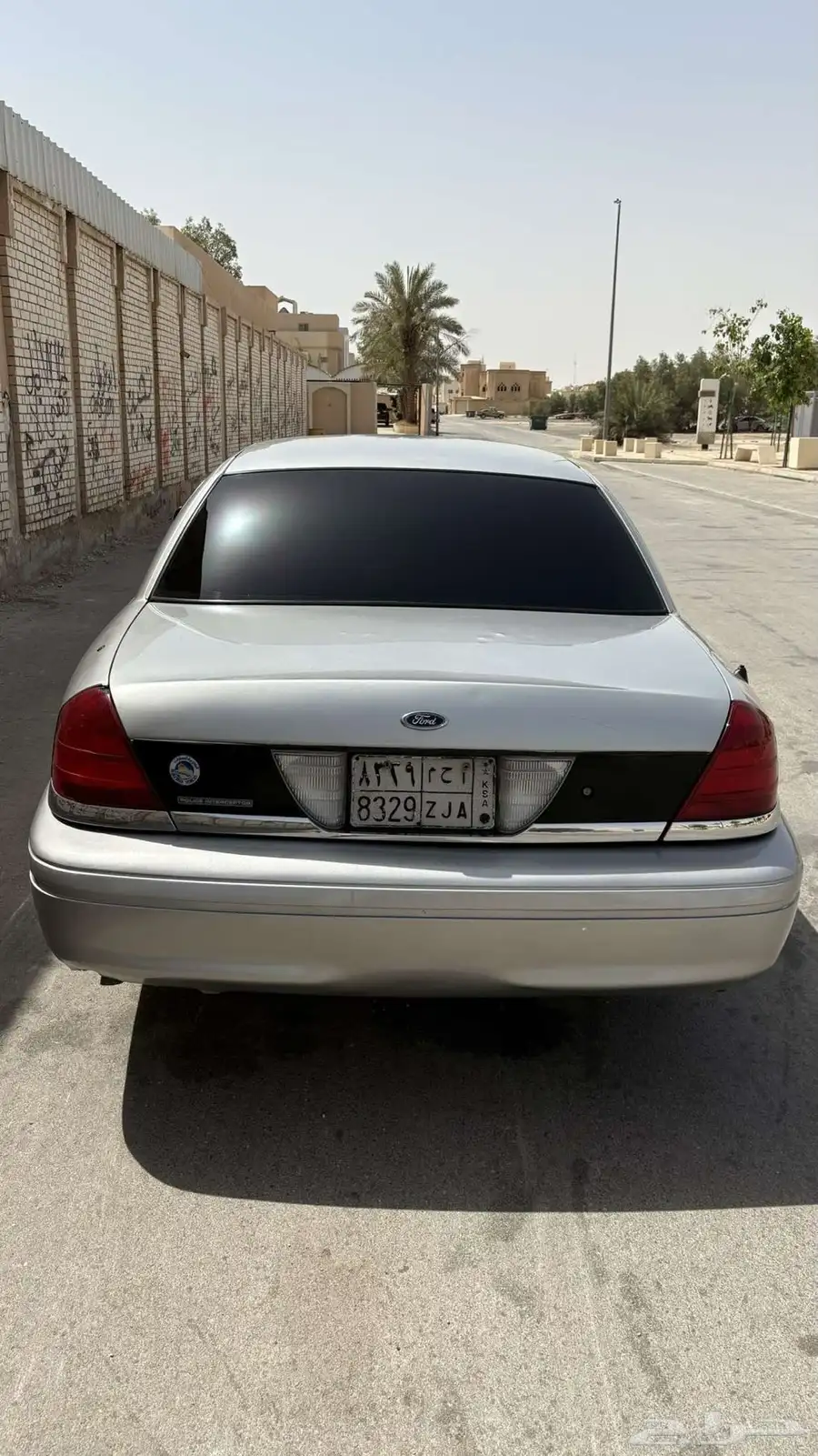 فورد فكتوريا للبيع أو للبدل شبه مخزن 11