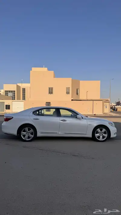 لكزس LS 460 لارج 2