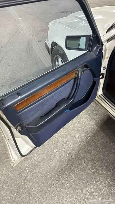 مرسيدس بنز E200 11