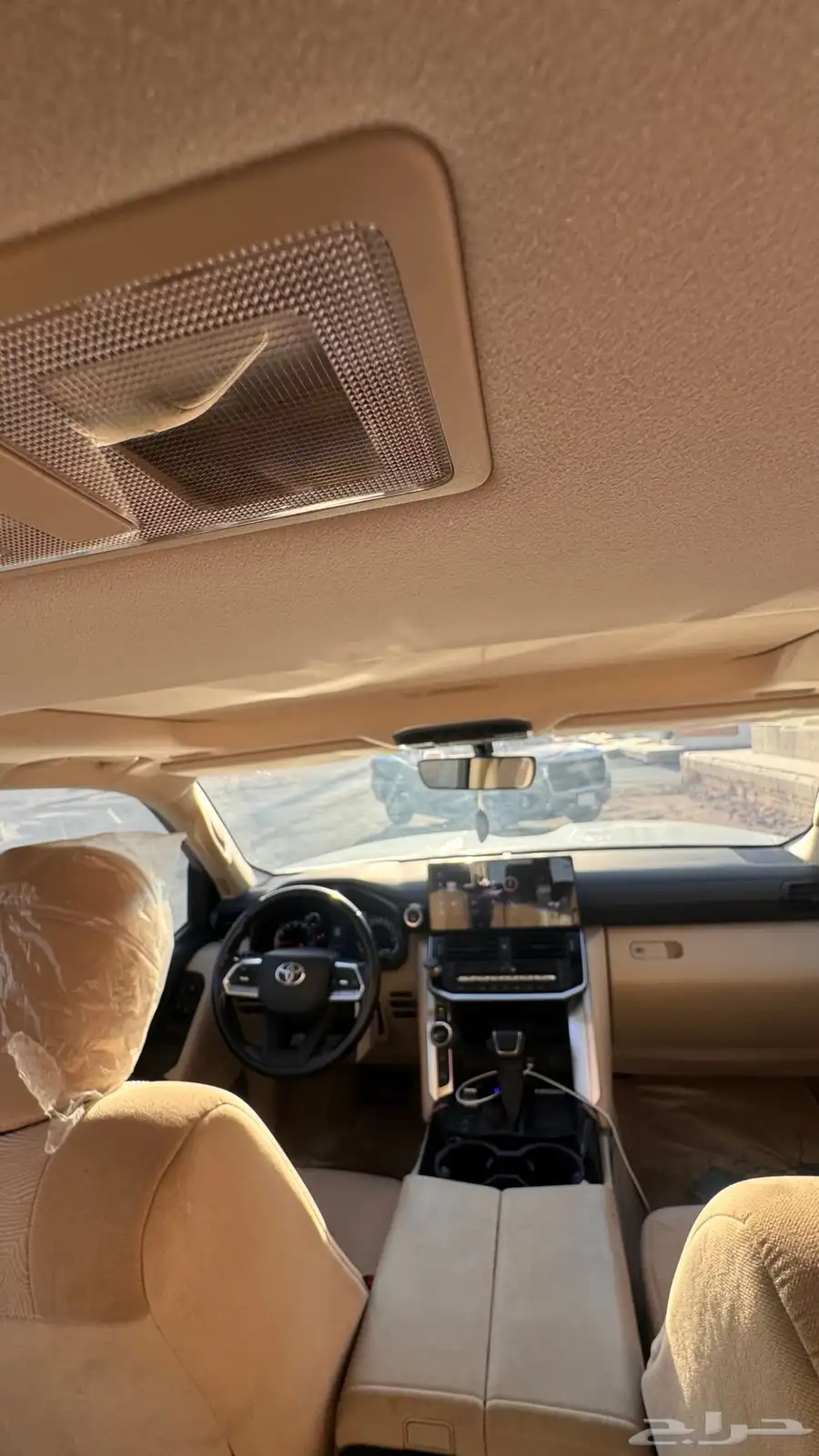 لاندكروزر 2022 L3 عبداللطيف جميل 12