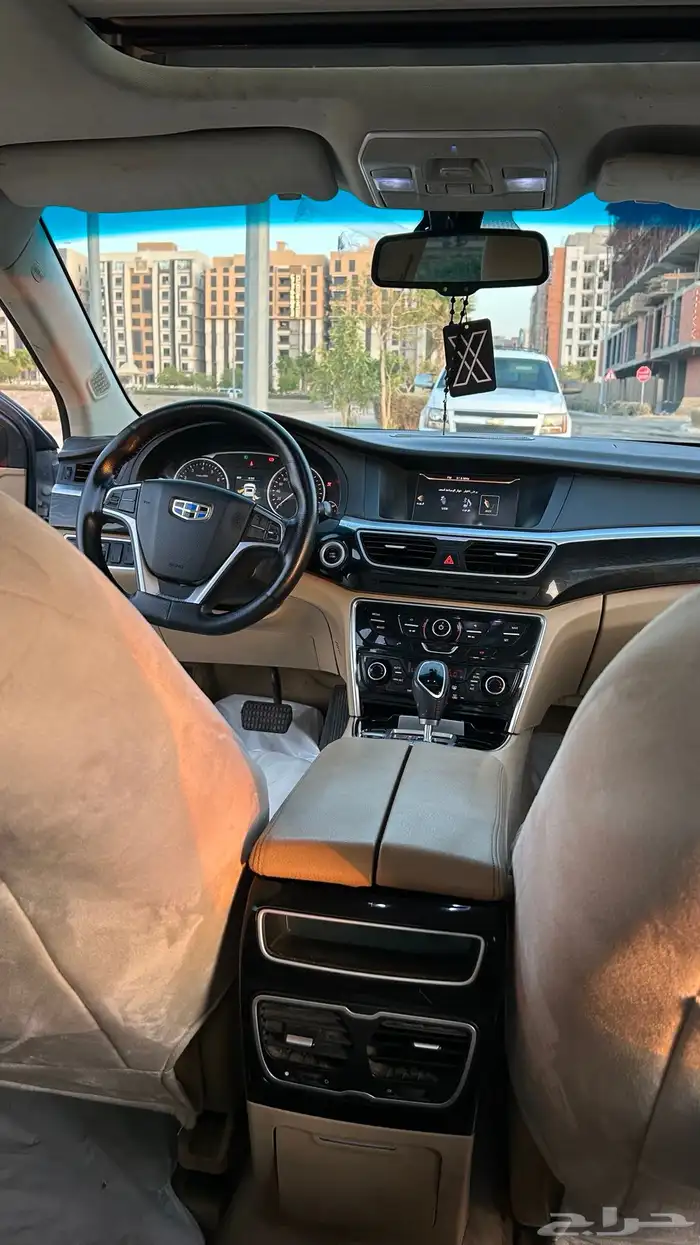 GEELY EMGRAND GT 17 17