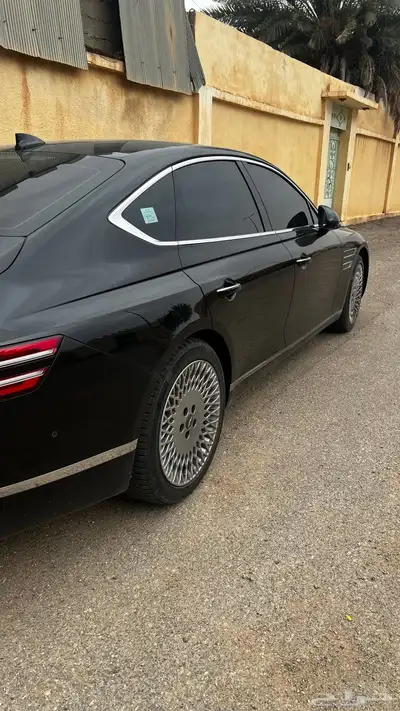 جنسس g80 رويال 5