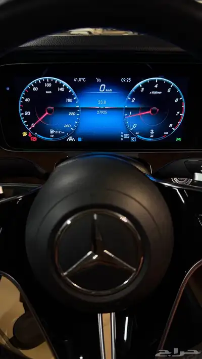 مرسيدس E200 9