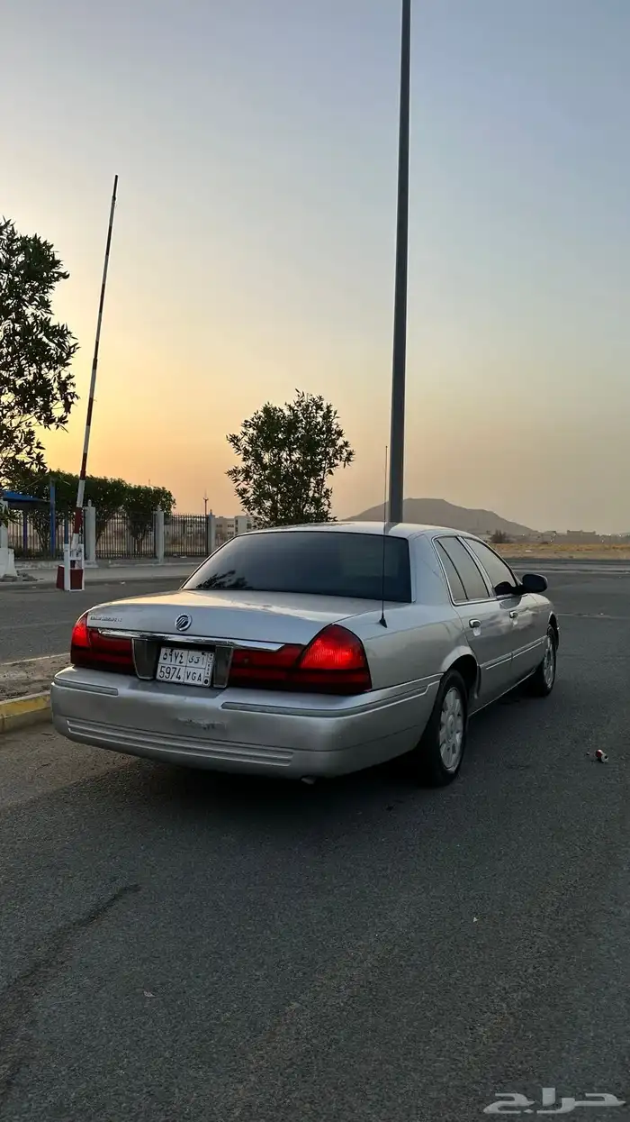 فورد ماركيز موديل 2005 9