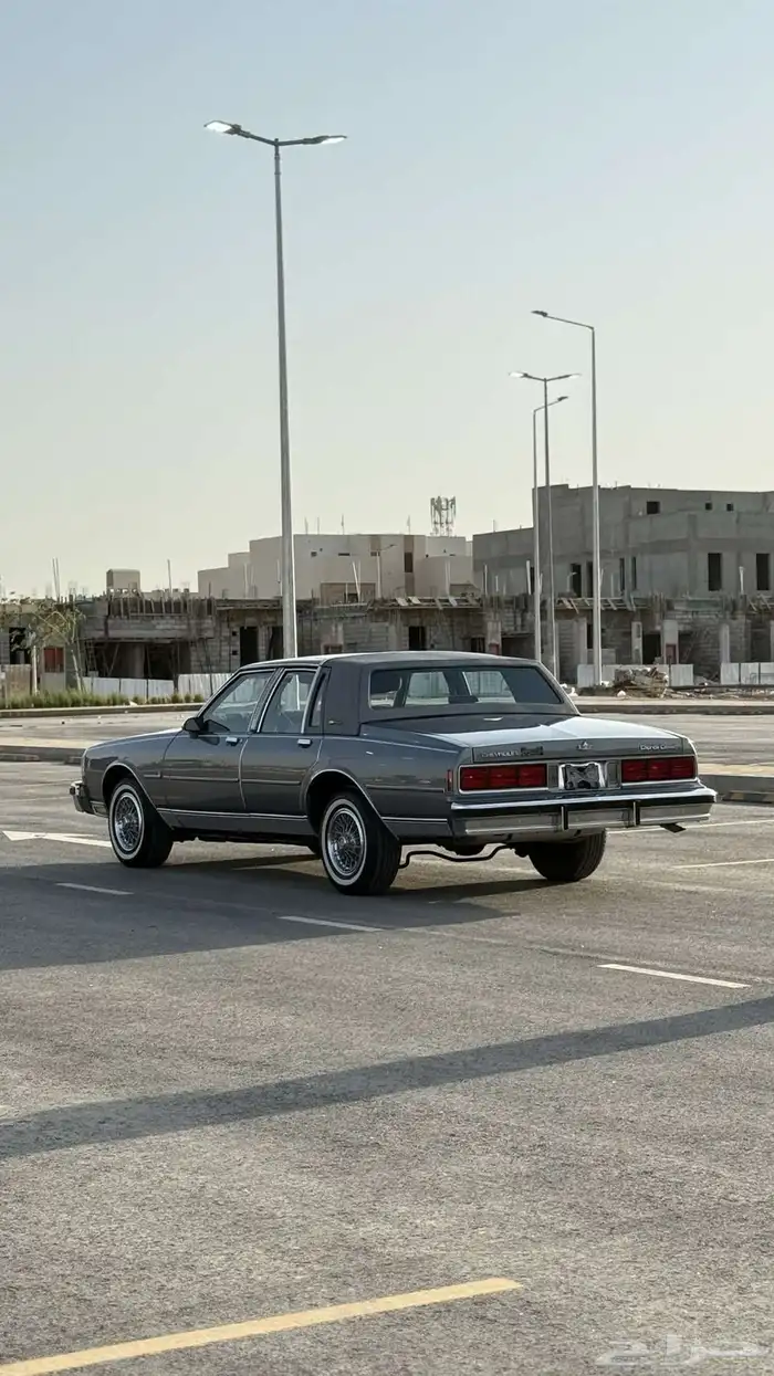 للبيع كابرس كلاسيك 1988 5