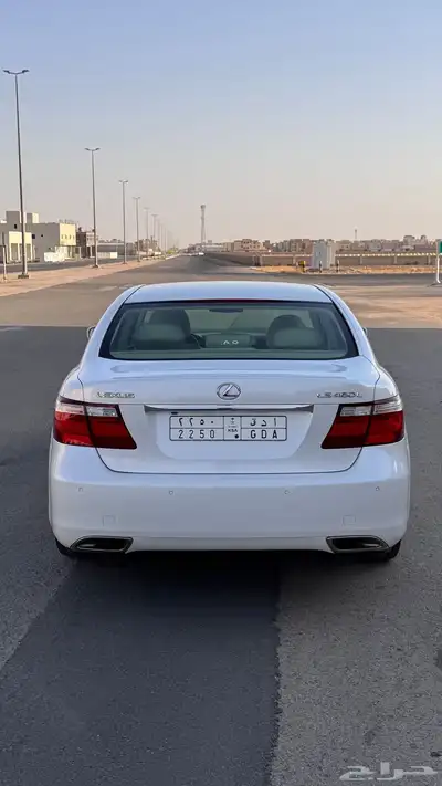 لكزس LS 460 لارج 6
