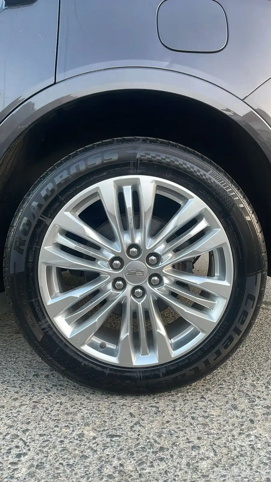كاديلاك XT5 سعودي نظيف 9