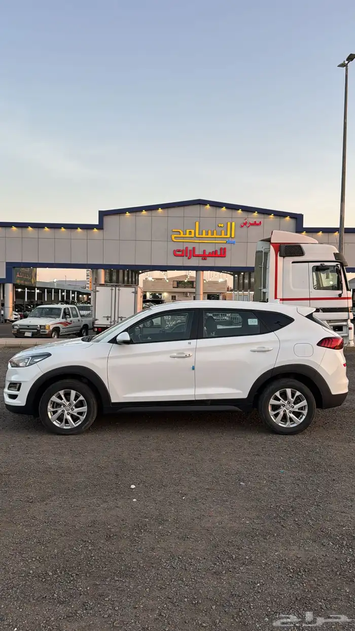 توسان هيونداي 2