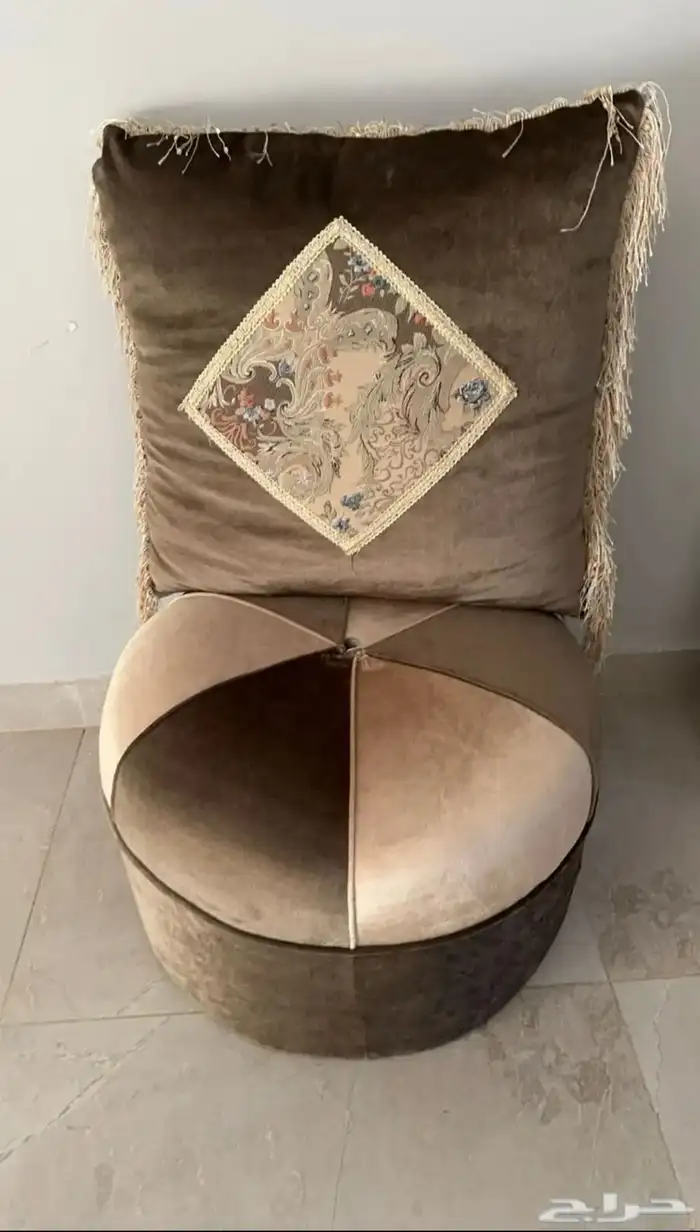 الكنب للبيع 6