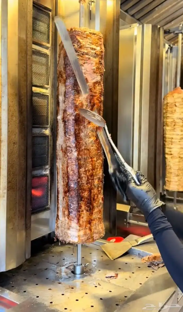 أسياخ شاورما متبلة وجاهزة 0
