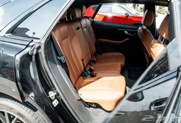 اودي كيو ثمانية AUDI Q8 Progressive Panoroof موديل 2023 6