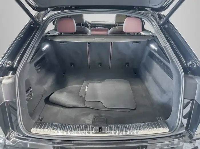 سيارة اودي كيو 8 Audi Q8 Progressive Quattro SUV موديل 2024 18