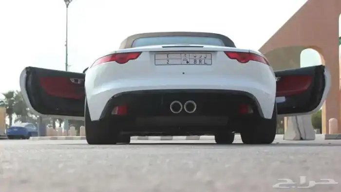 جاكوار F type 2014 2