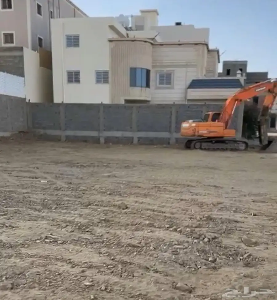 للبيع أرض سكنية في أبها حي الزهور بموقع ممتاز جدا 0