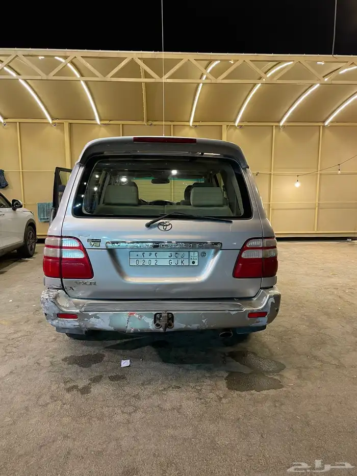 تيوتا لاندكروزر VXR 2