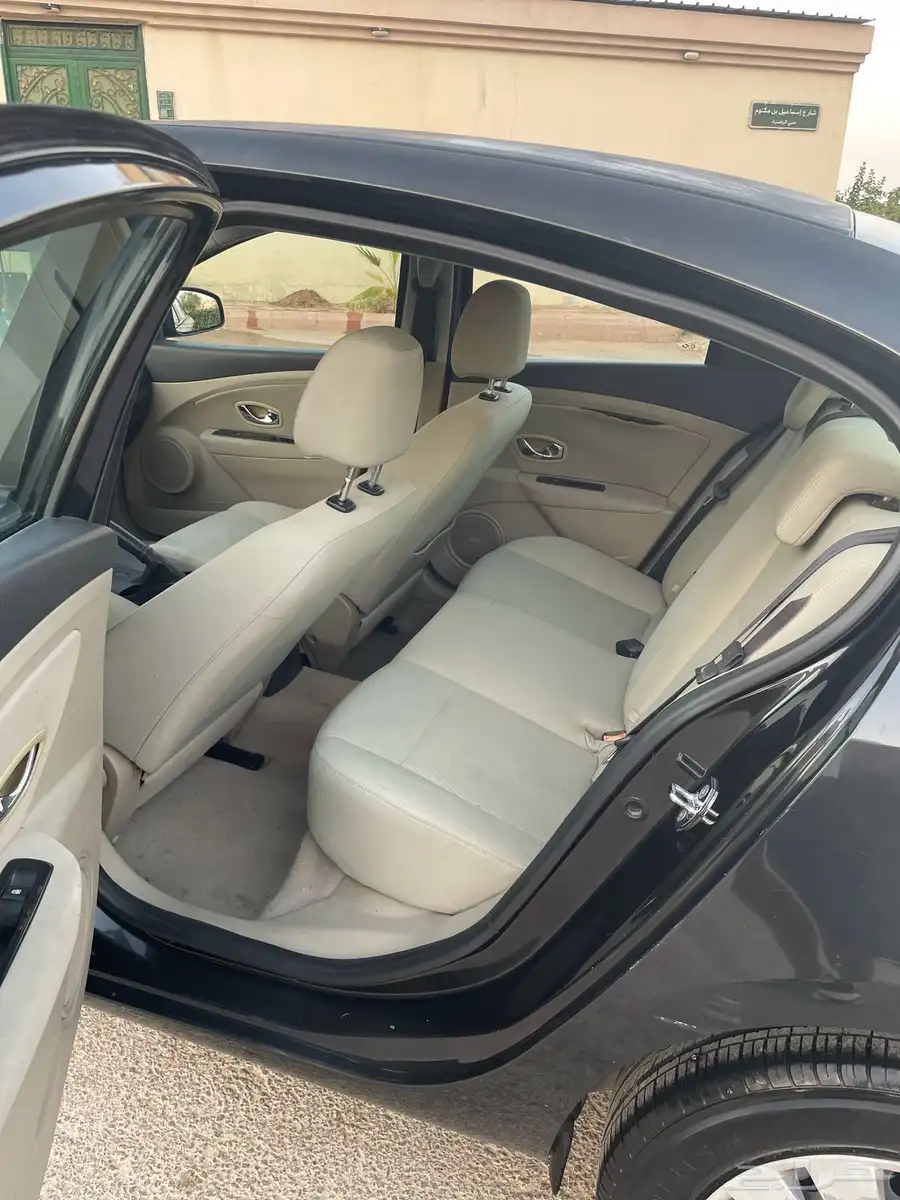 رينو فلونس fluence موديل 2015 9