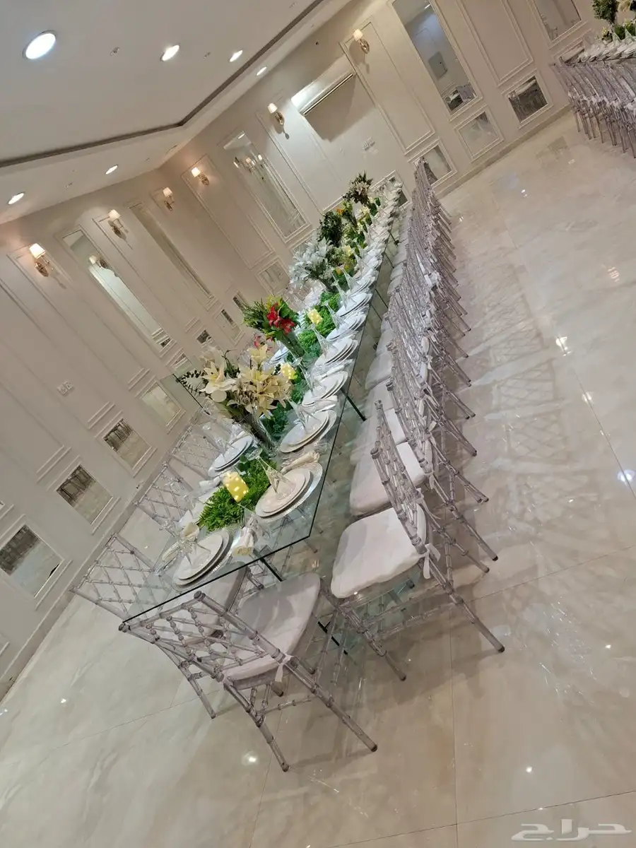 تاجير طاولات طعام قزاز خشب فيابي 2