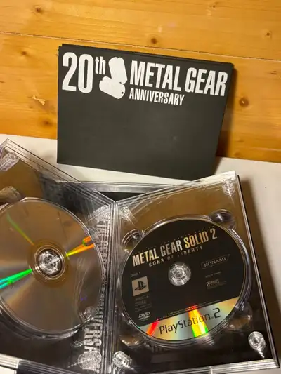 ميتل قير نسخة ال20 سنة نادرة -metal gear solid 20th 5