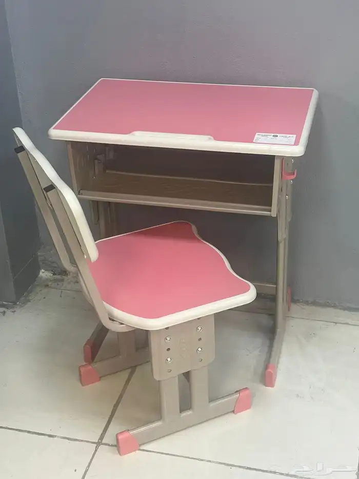 طاولة مدرسية مع كرسي 3