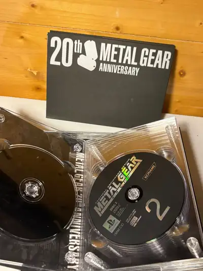 ميتل قير نسخة ال20 سنة نادرة -metal gear solid 20th 2