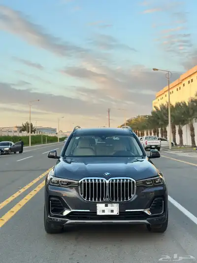 BMW X7 2021 1