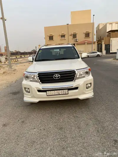 جيب تيوتا لندكروزر GXR فل2012 6
