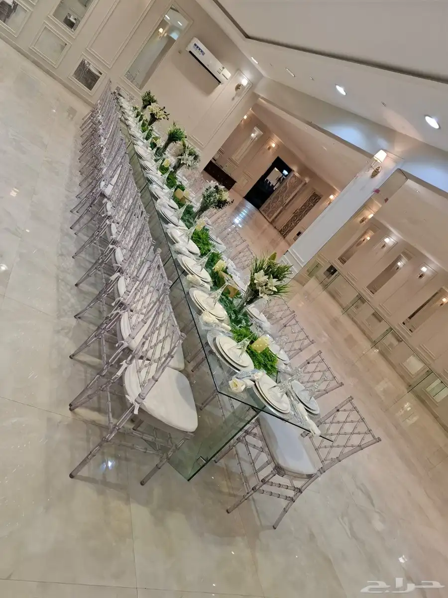 تاجير طاولات طعام قزاز خشب فيابي 5