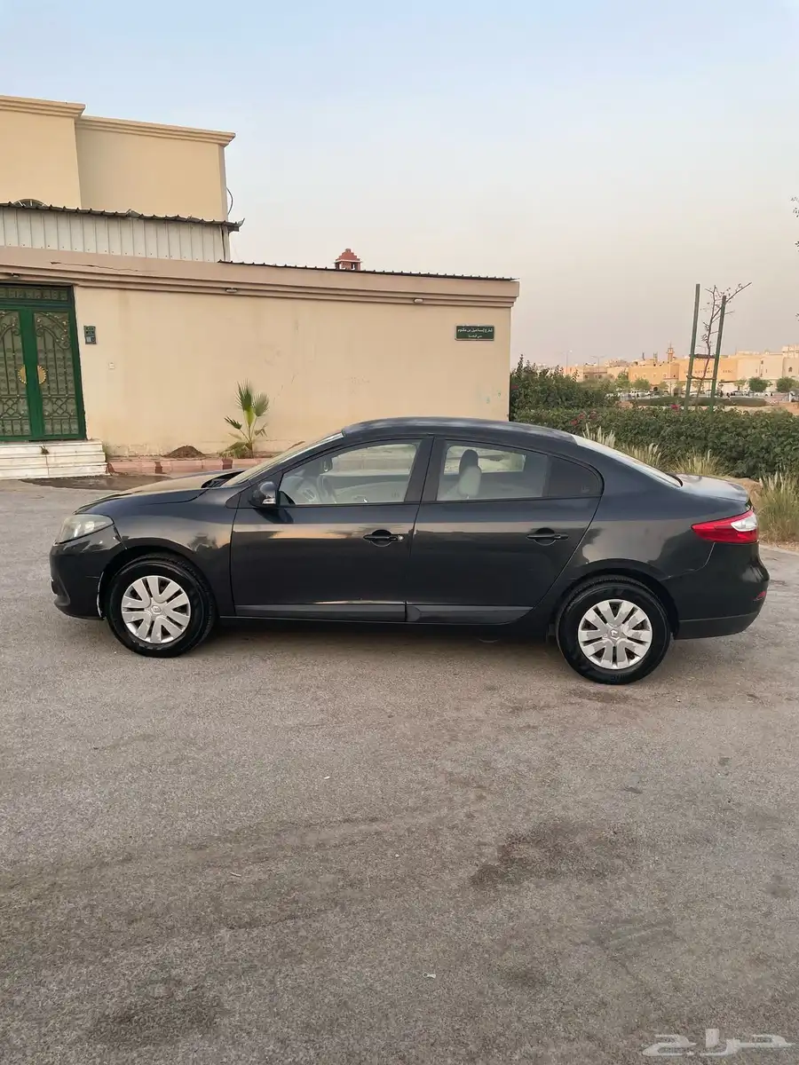 رينو فلونس fluence موديل 2015 8