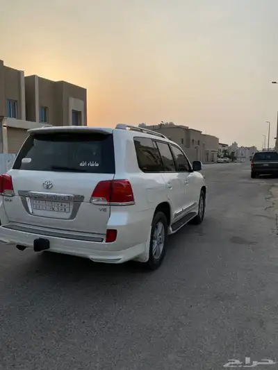 جيب تيوتا لندكروزر GXR فل2012 5
