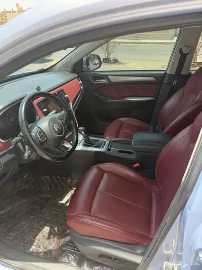 للبيع ام جي 5 11