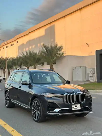 BMW X7 2021 0