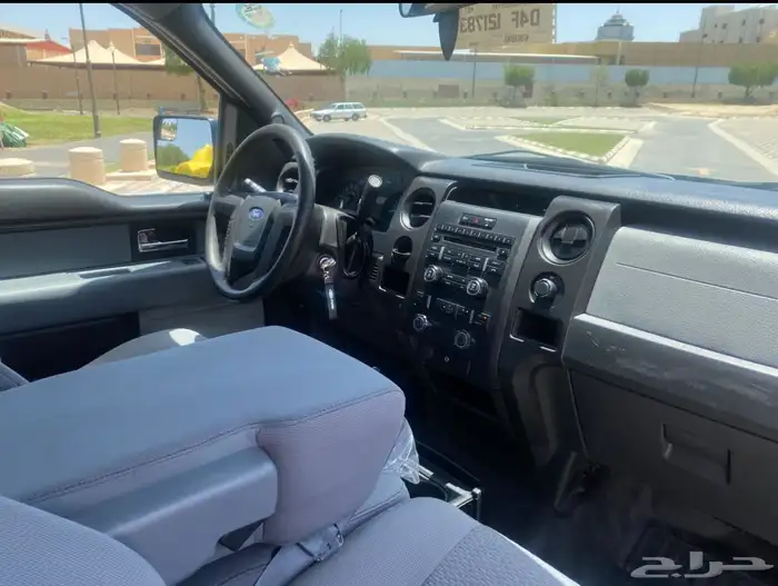 فورد F150 ممشى قليل بدي وكالة 10