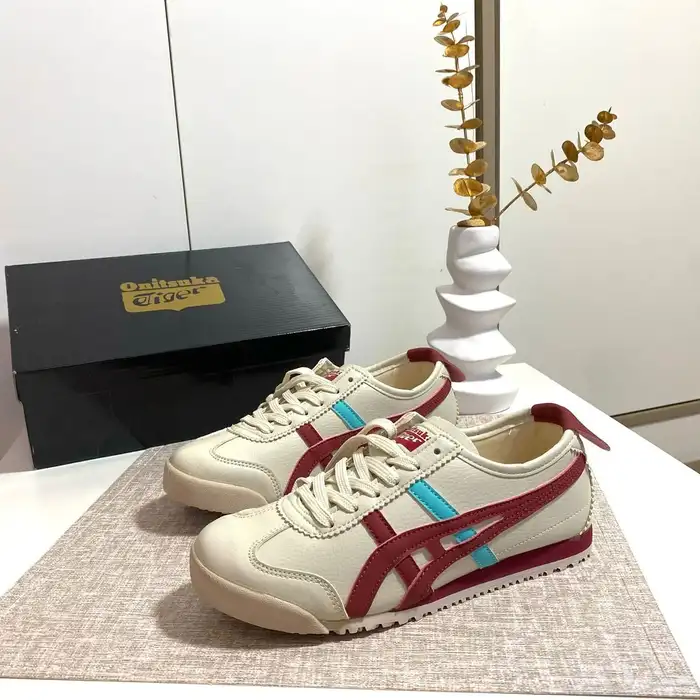 اديداس 3
