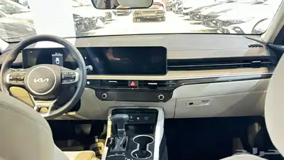 كيا K5 ستاندر مطور 2025 (سقف بانوراما و بدون بانوراما) 14