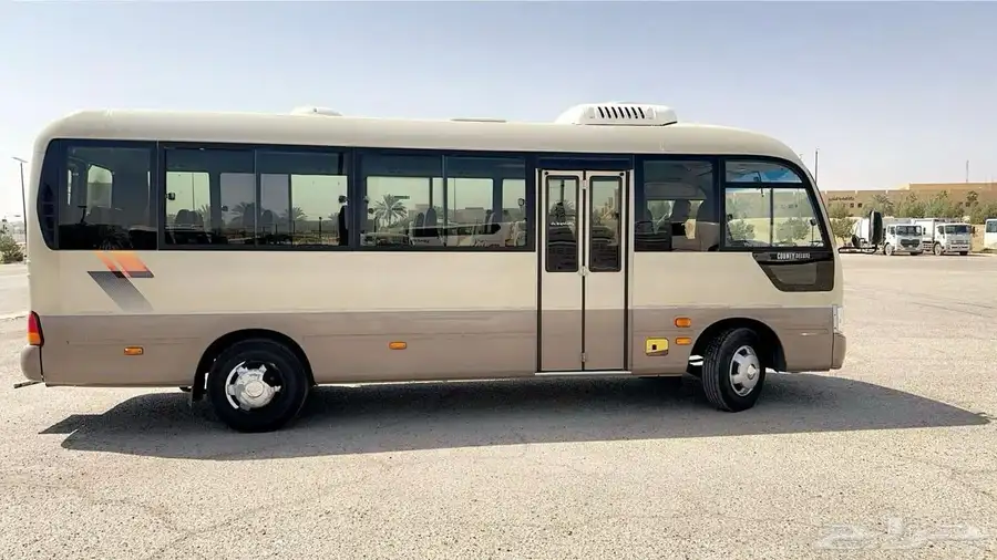 باص كونتي هيونداي ديزل ركاب 23 كوستر 4