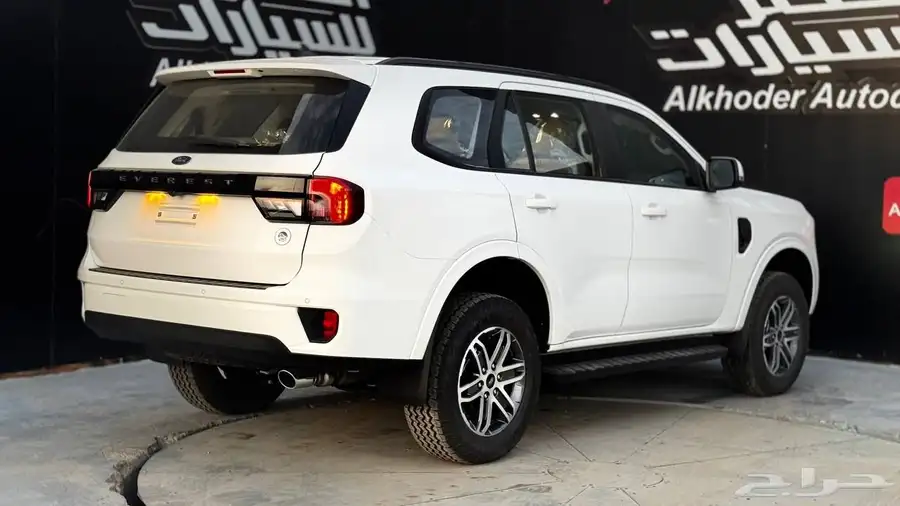 فورد ايفرست XLS 2025 لدى شركة عبدالمجيد الخضر 4