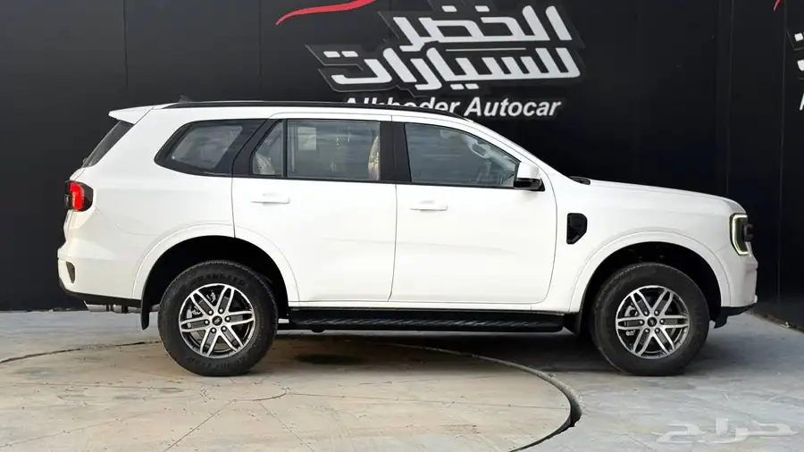 فورد ايفرست XLS 2025 لدى شركة عبدالمجيد الخضر 5