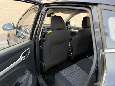 للبيع MG ZS 2023 نص فل بودي وكالة 27