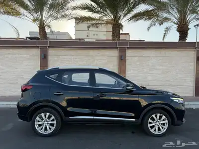 للبيع MG ZS 2023 نص فل بودي وكالة 9