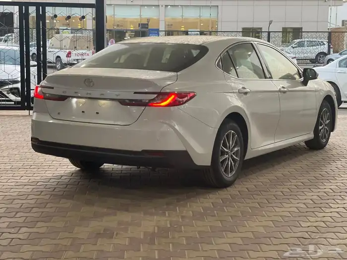 كامري E سعودي استلام فوري 4