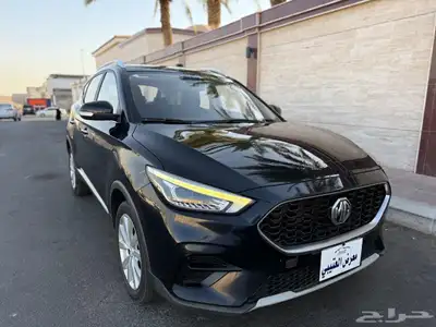 للبيع MG ZS 2023 نص فل بودي وكالة 4