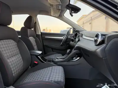 للبيع MG ZS 2023 نص فل بودي وكالة 15