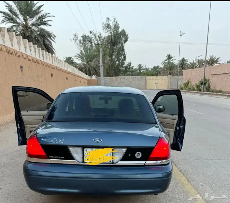 فورد فكتوريا سعودي 2009 4