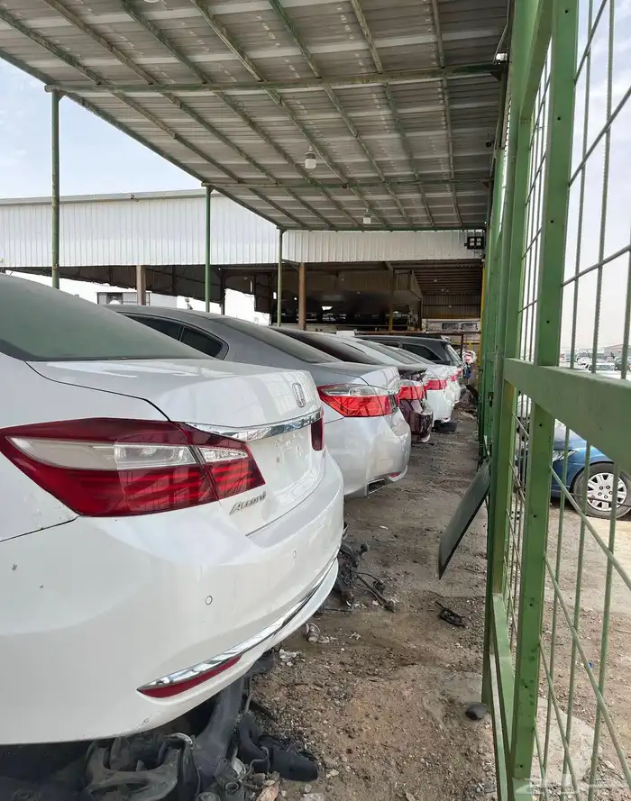 قطع غيار جميع انواع سيارات 0