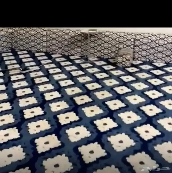للبيع مكيف سجاد مساند طاولة تلفاز 0