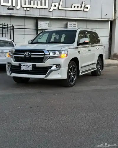 لاندكروزر 2021 VXE محول VXR 23