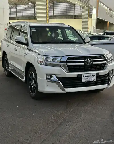 لاندكروزر 2021 VXE محول VXR 14