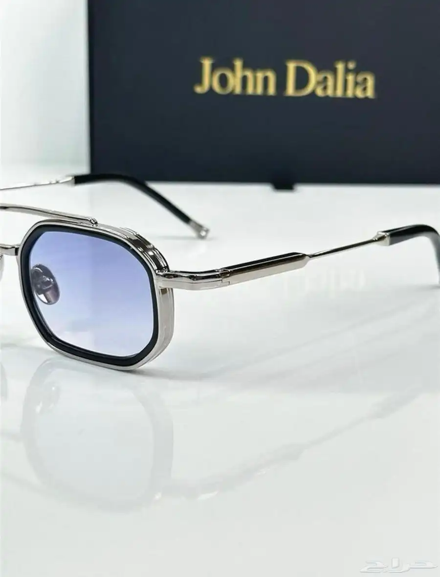 نظارات شمسية أحدث إطلالات john Dalia 3